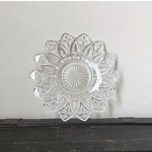 Federal Glass Petal Pattern Clear Pressed Glass Serving Plate Sunburst 9.5in